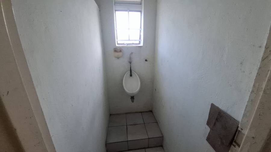 To Let Commercial Property for Rent in Stikland Industrial Western Cape